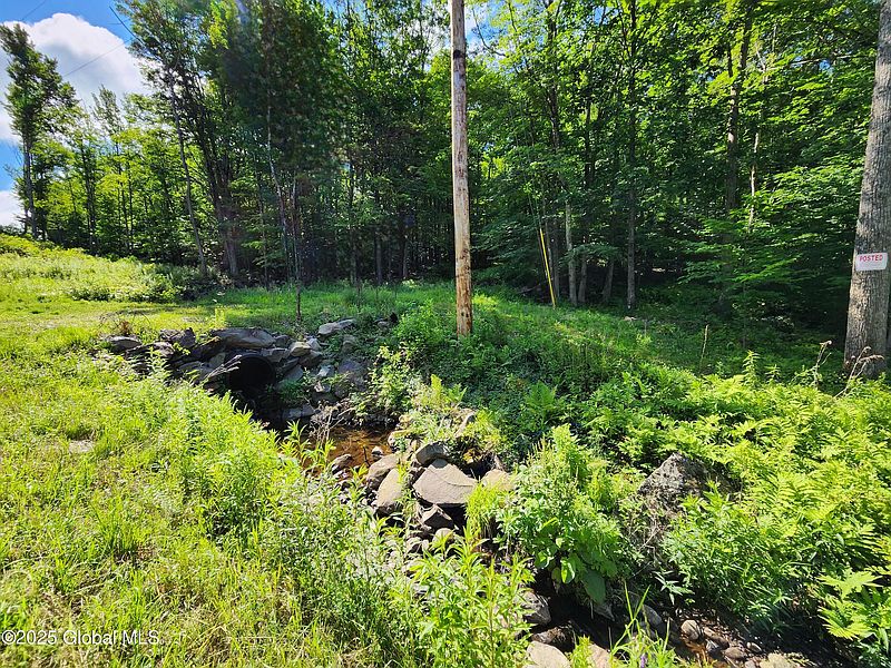 2nd image of 140 Roaser Road