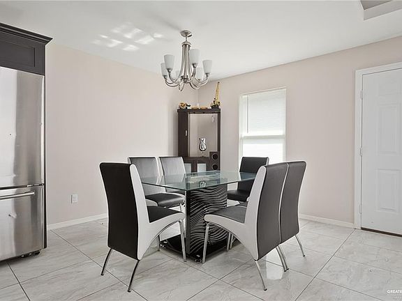 4th image of 818 S Missouri St APT 1