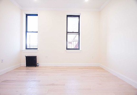 4th image of 1075 Greene Ave #507