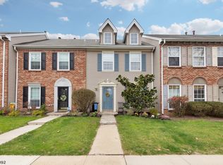 18 Townsend Ct #226, Franklin Park, NJ