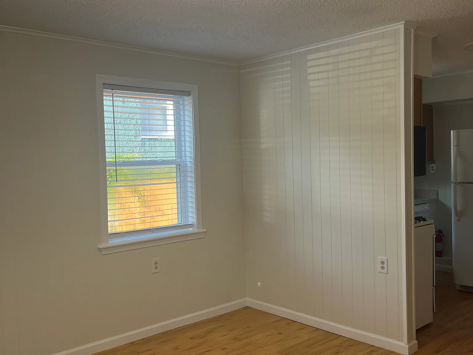 3 bed, 1.5 bath, $1,750 — Photo 3
