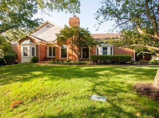 13346 Fairfield Square Dr, Town and Country, MO
