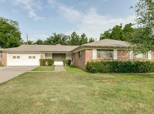 2325 Shady Grove Dr, Bedford, TX 76021
