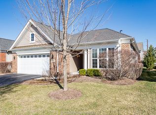 3874 Kingsmill Dr, Elgin, IL 60124