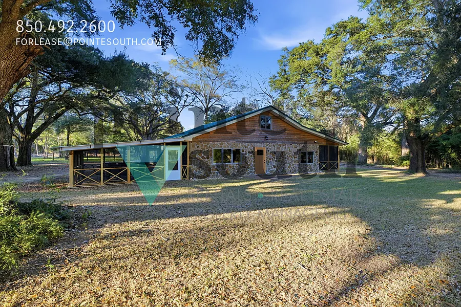 Building Photo - 27522 Burkhardt Dr
