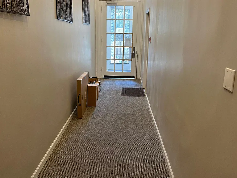 109 S 21st St #9 — Photo 12