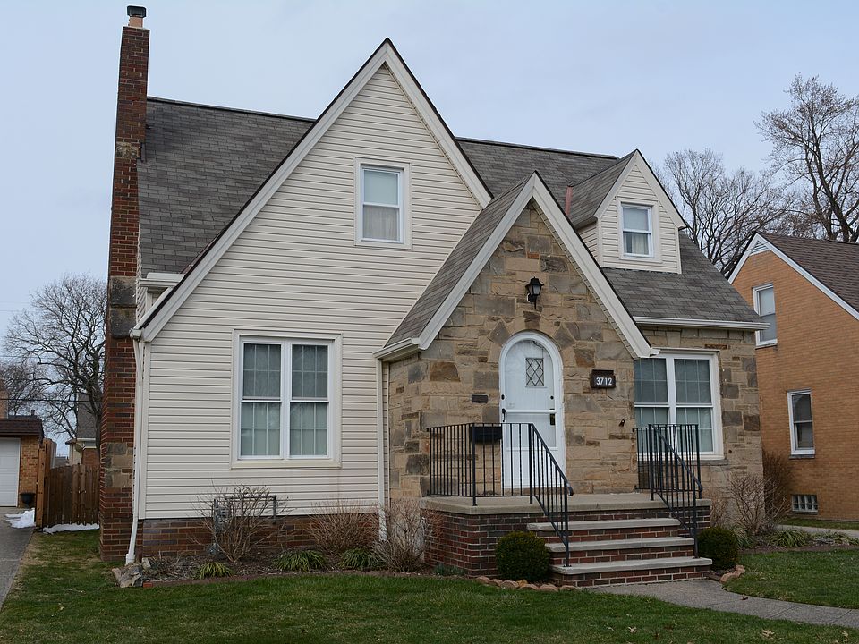 1st image of 3712 Forestwood Dr