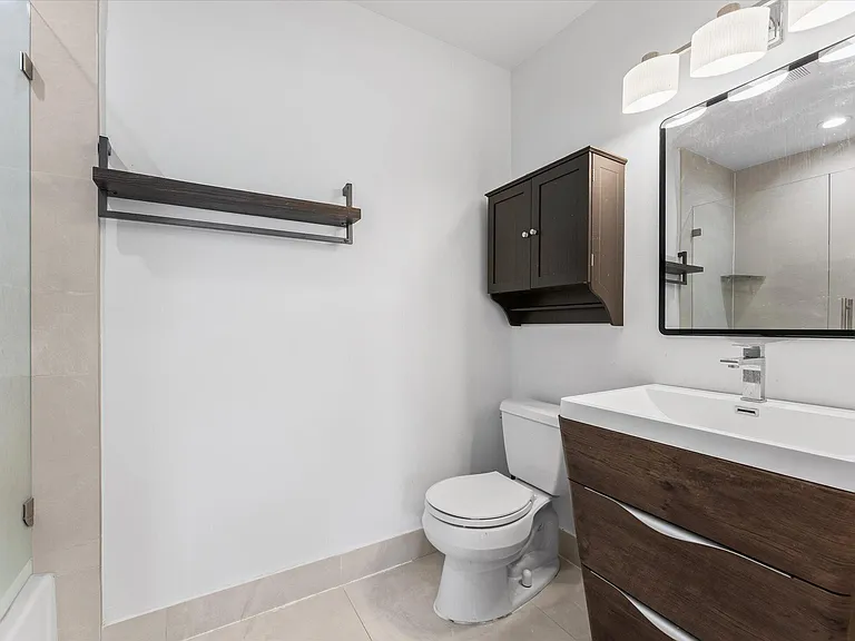 2948 NE 35th Ct — Photo 24