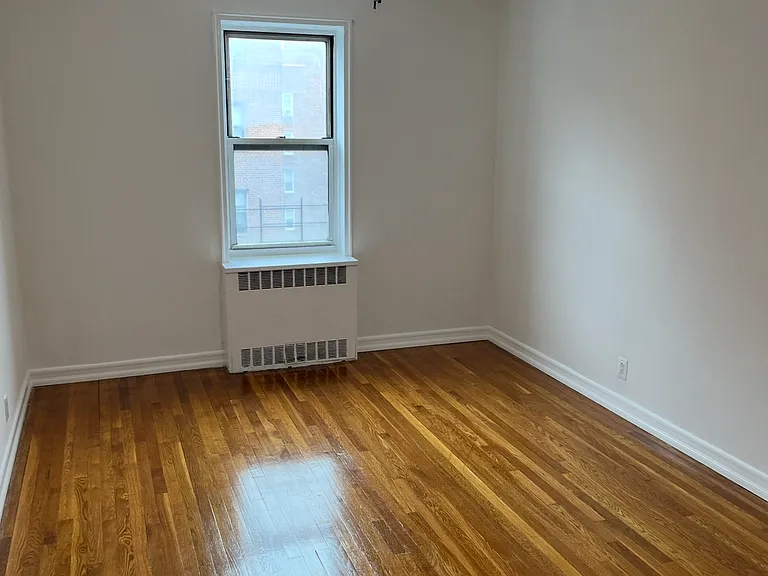 65-70 Booth St #1 — Photo 2