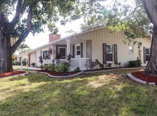 5004 Brandeis Cir N, Sarasota, FL 34243