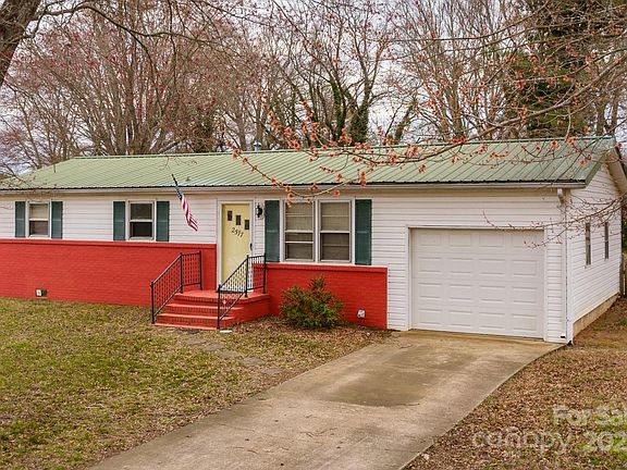 5th image of 2577 Kingston St