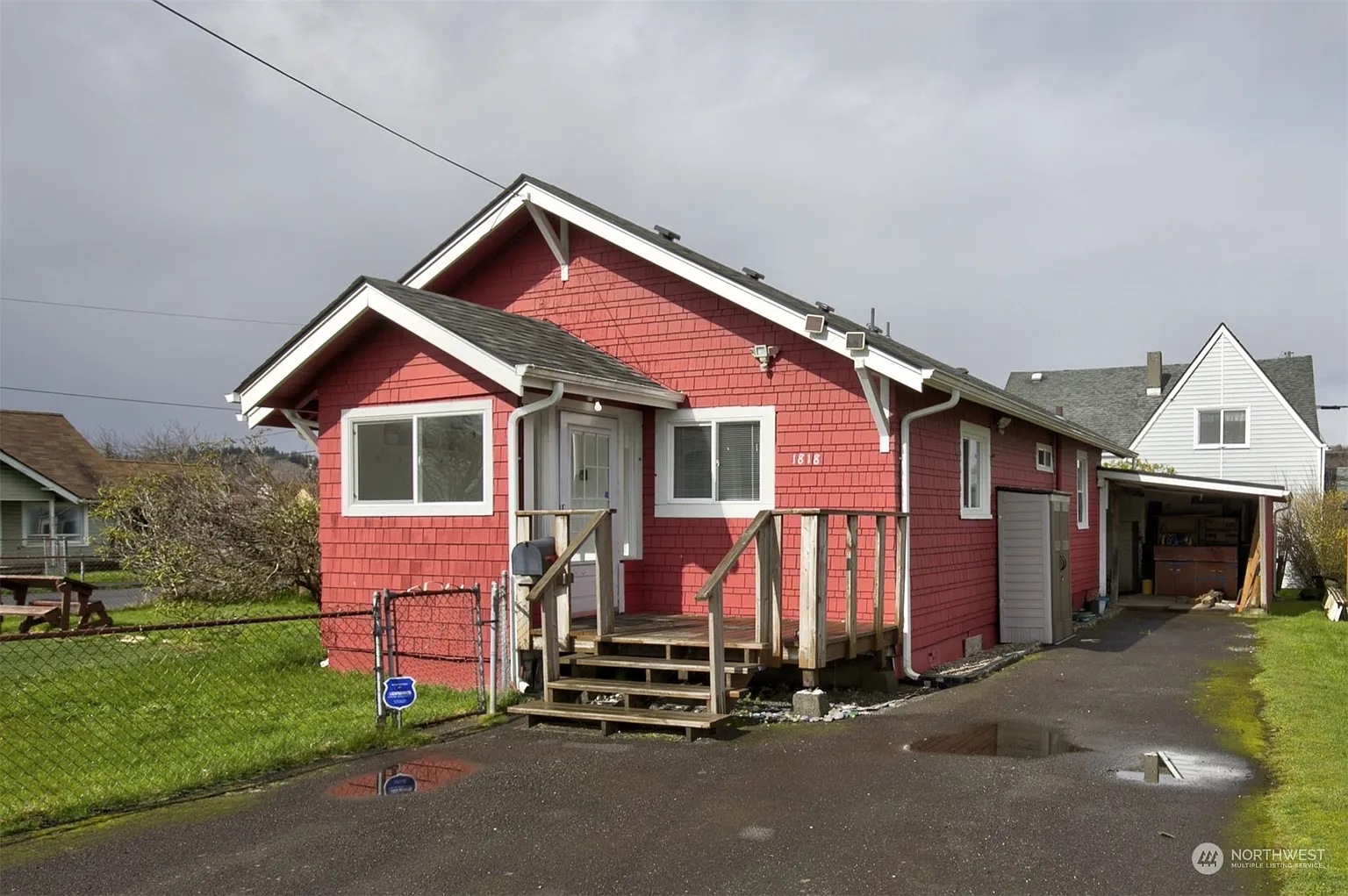 1818 W 1st Street photo 1