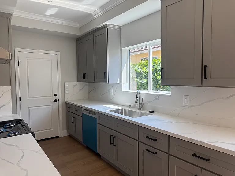 3047 Frazier St — Photo 5