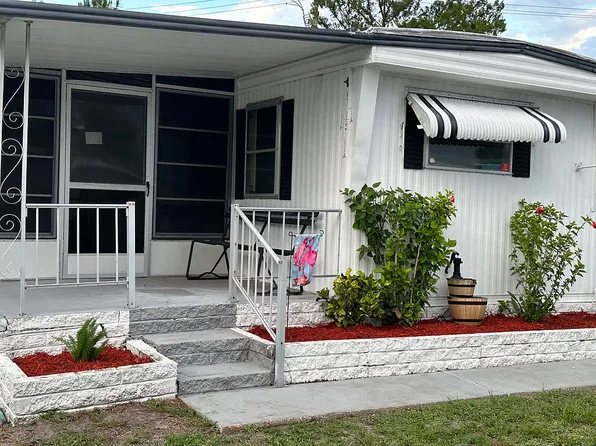 172 Windsor Dr, Port Orange, FL 32129