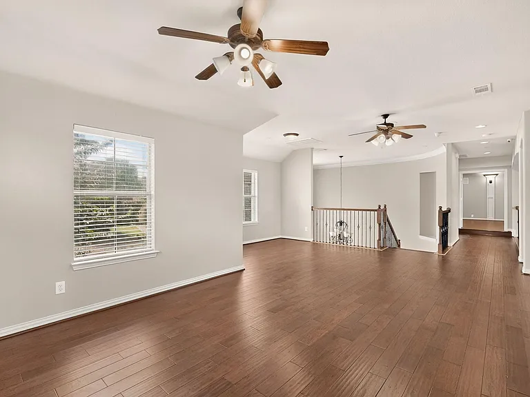 475 Fenwick Dr — Photo 29