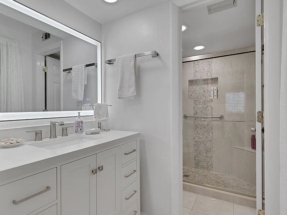 3rd image of 3510 Antarctic Cir #1