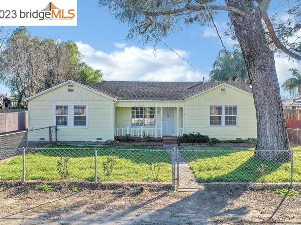 houses in oakley for sale