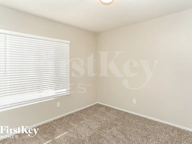 2713 Morning Rain St — Photo 9