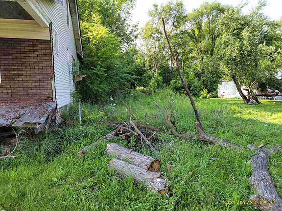 4035 Lawrence
