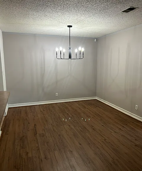 2196 Palmyra Dr SE — Photo 12