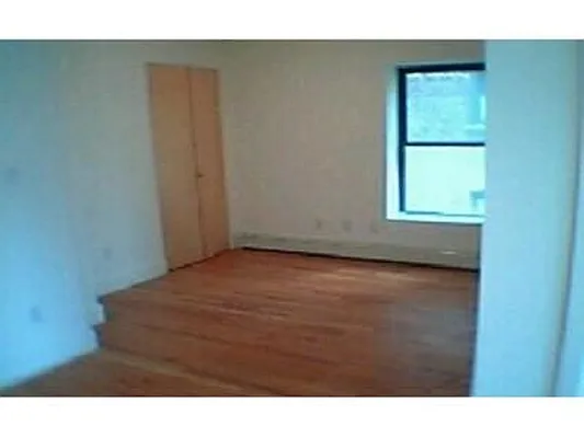 Rented by Bond New York | media 28