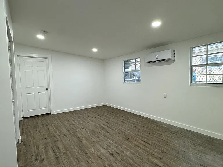433 NW 8th Ave #1 — Photo 1