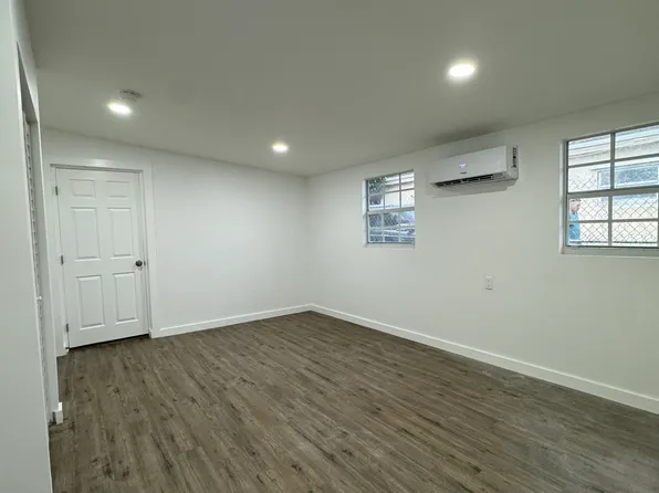 433 NW 8th Ave, Homestead, FL