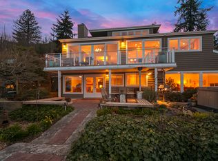 12720 Riviera Pl NE, Seattle, WA 98125