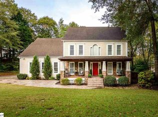 202 Pelham Falls Dr, Greer, SC 29651