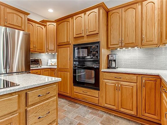 4th image of 300 Scarlet Peak Ct