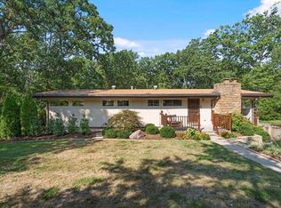 657 Craigwoods Dr, Saint Louis, MO
