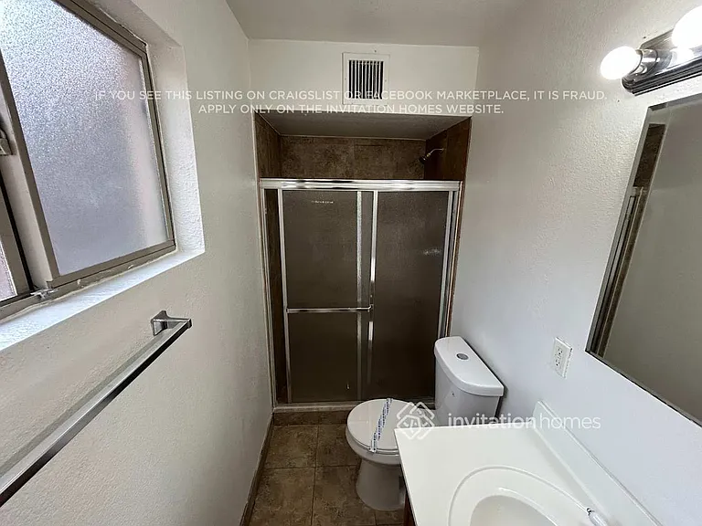 5625 W Pierson St — Photo 17