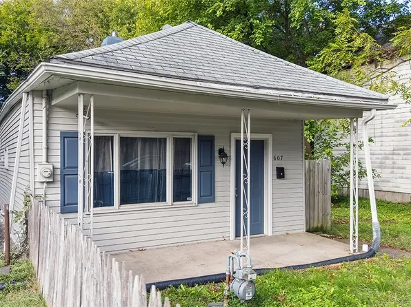 607 Olive Ln, Ambridge, PA 15003