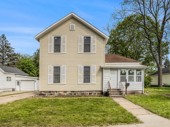 280 Church St, Coopersville, MI 49404