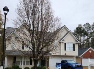 270 Covington Dr, Hiram, GA 30141