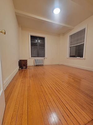 1st image of 211 E 35th St #C7