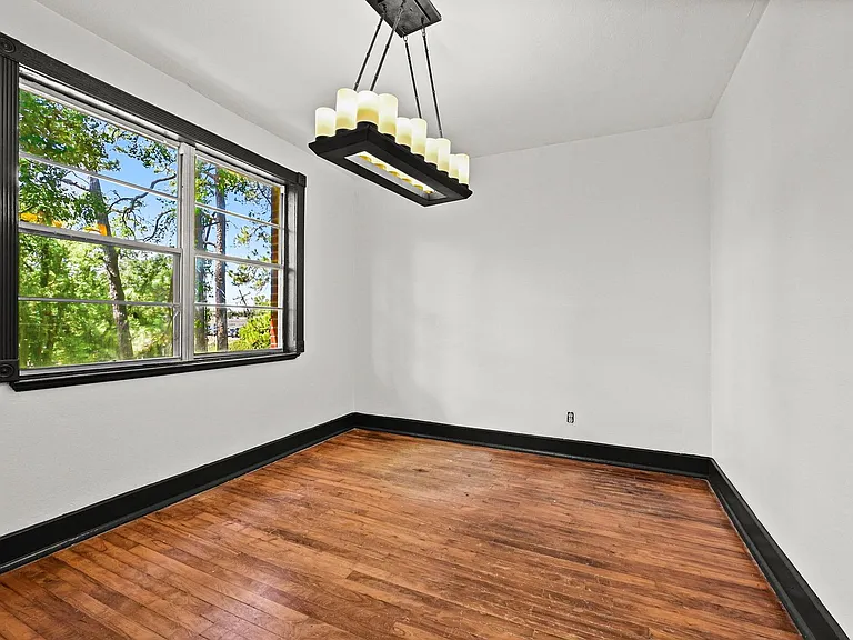 608 Carol Marie Dr — Photo 9