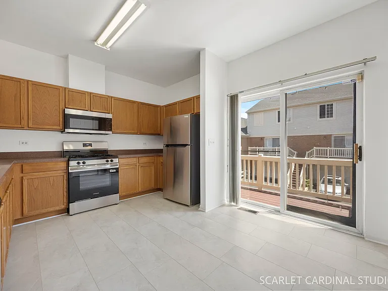 2125 W Concord Ln #2125 — Photo 10