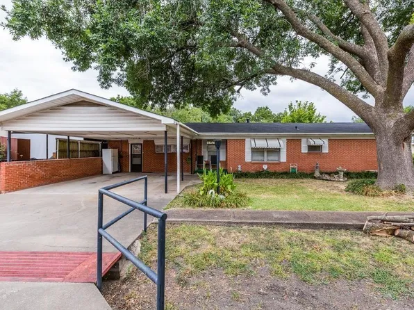 506 S Arizona Dr, Celina, TX 75009