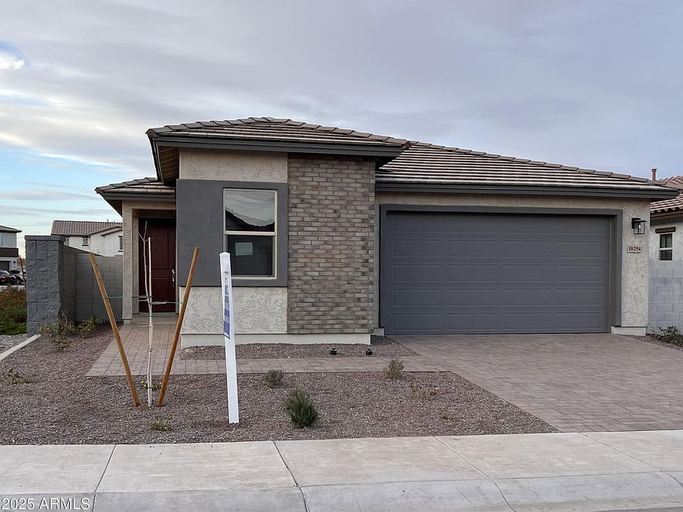 1st image of 18254 W VOGEL Avenue