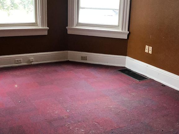 4th image of 1041 Beech Ave