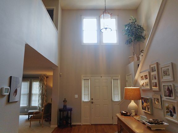 3rd image of 1628 Saint Andrews Dr