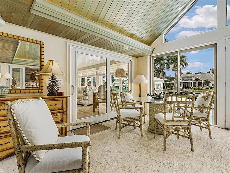 950 Galleon Dr — Photo 20