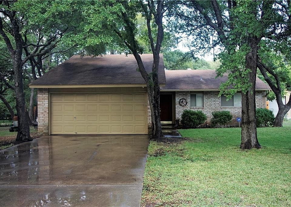 Exterior front - nice trees