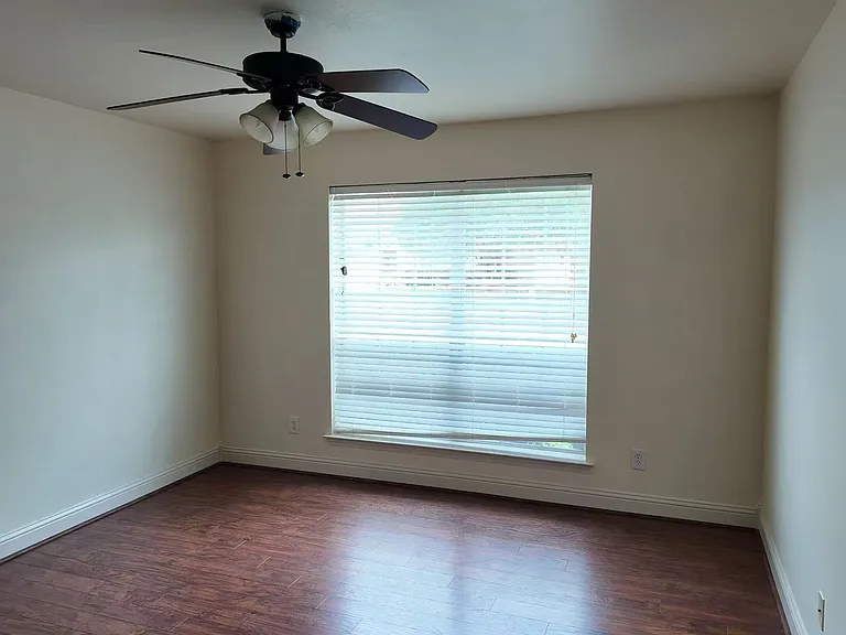 3623 Longmorn Ln — Photo 3