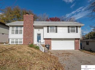 11024 V St, Omaha, NE 68137