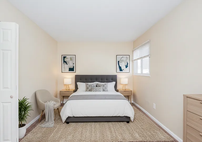 25240 Sandhurst Rd — Photo 11