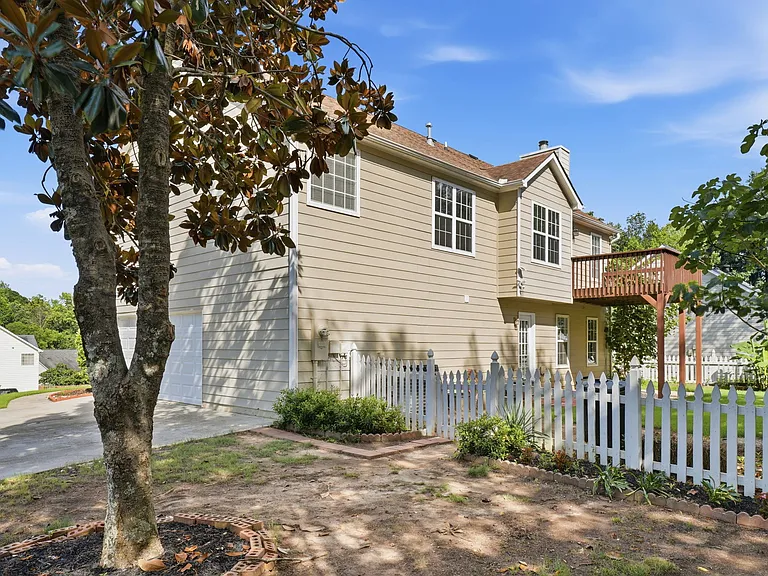 1161 Riverside Run Ln — Photo 29