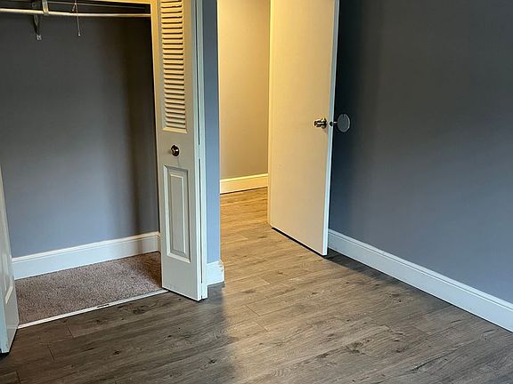 5th image of 1461-69 Hillcrest Dr #1465-42
