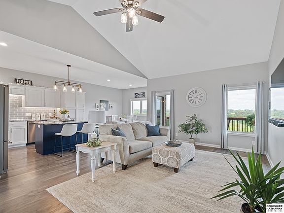 4th image of 1094 Prairie Hill Cir